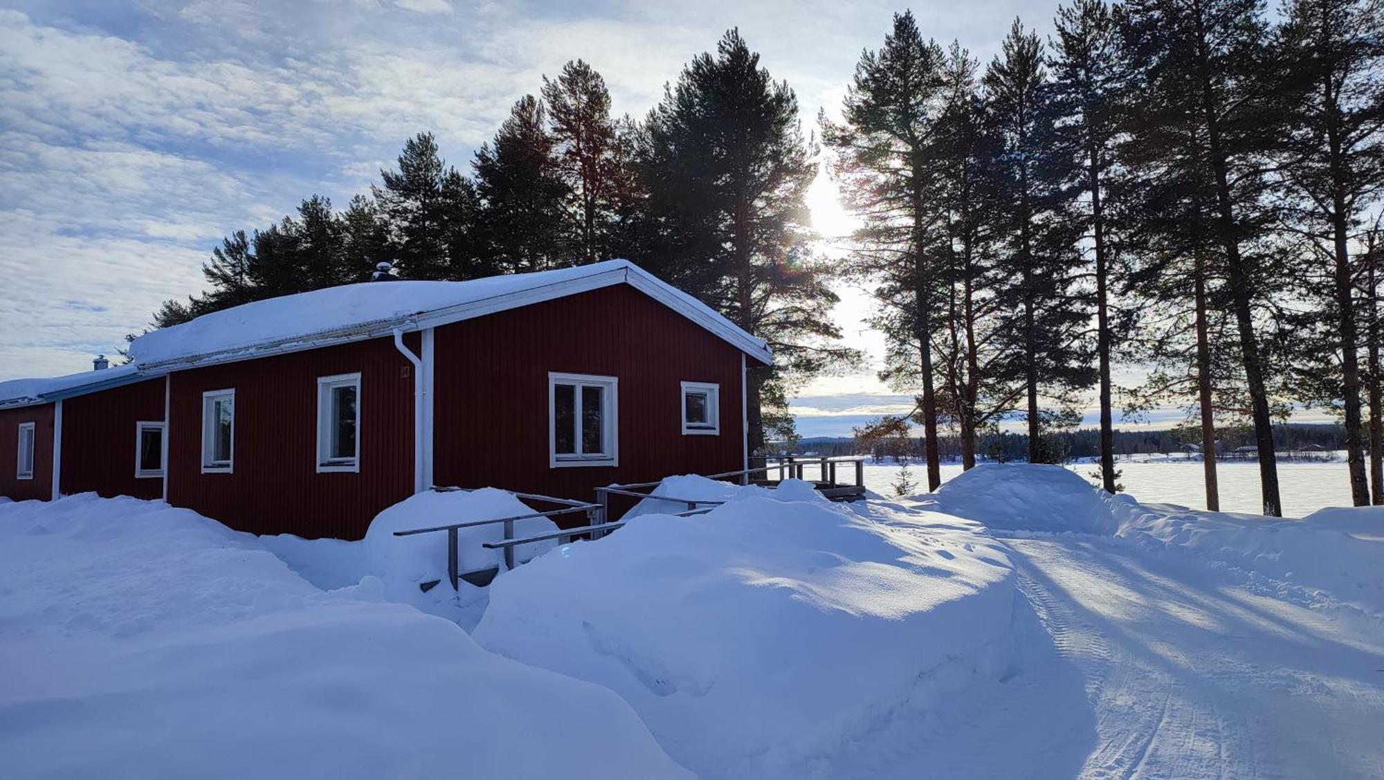 Fritidshus - Cottage - Holiday House - Soluppgang Blattniksele Exteriör bild