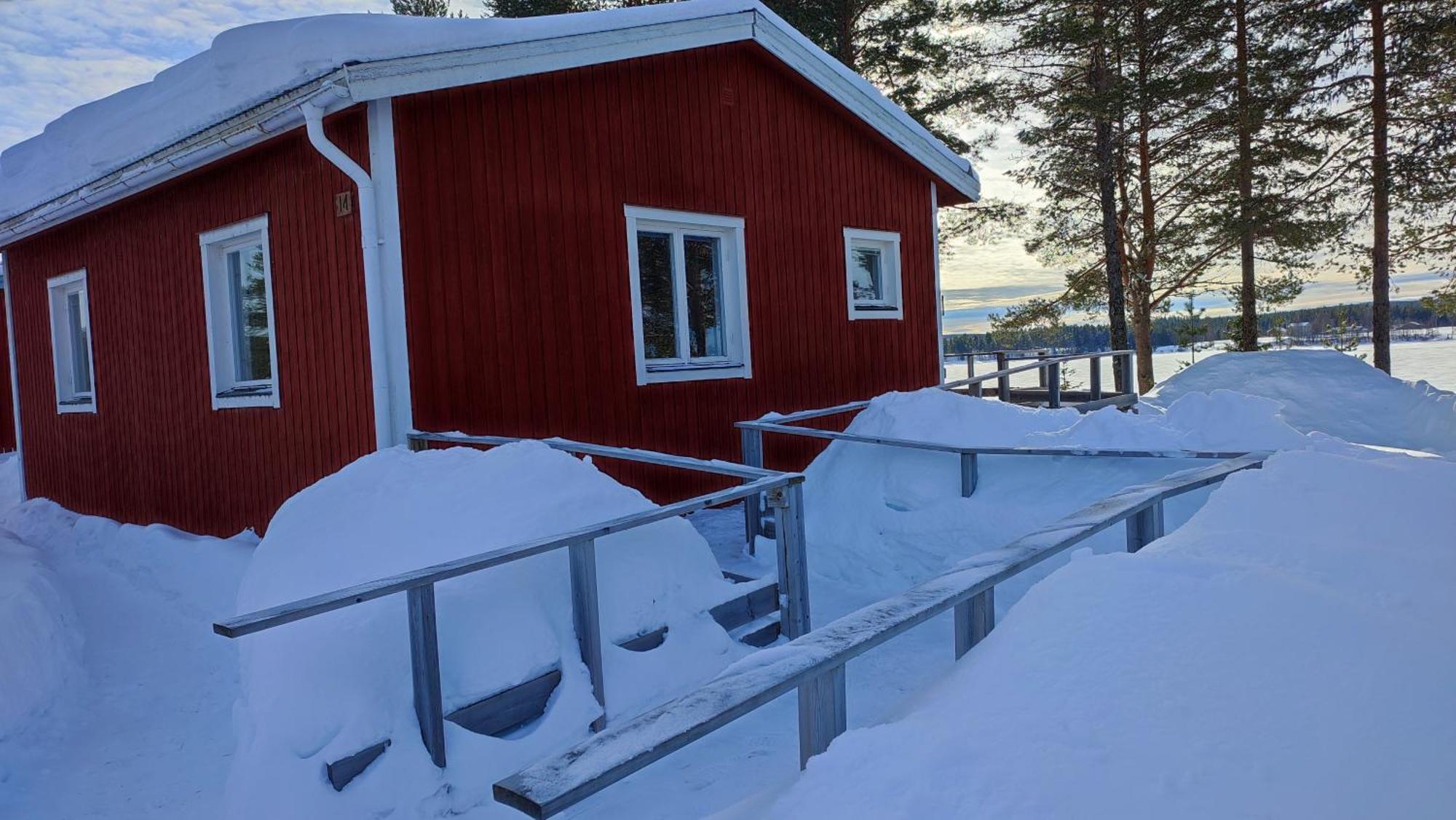 Fritidshus - Cottage - Holiday House - Soluppgang Blattniksele Exteriör bild